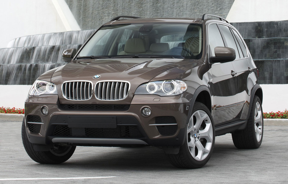 Новый BMW X5 2011, кроссовер второго поколения премиум класса.