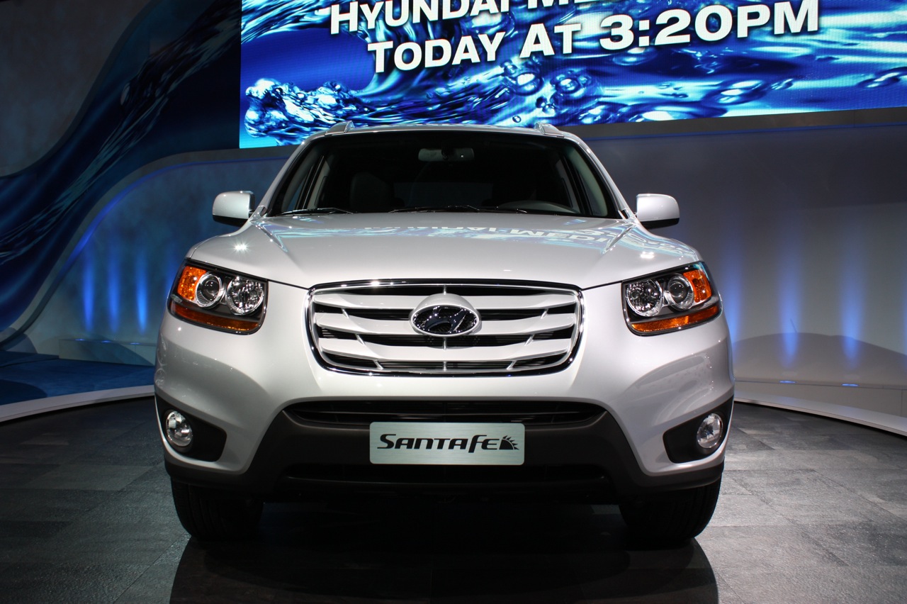Новый  Hyundai Santa Fe 2011